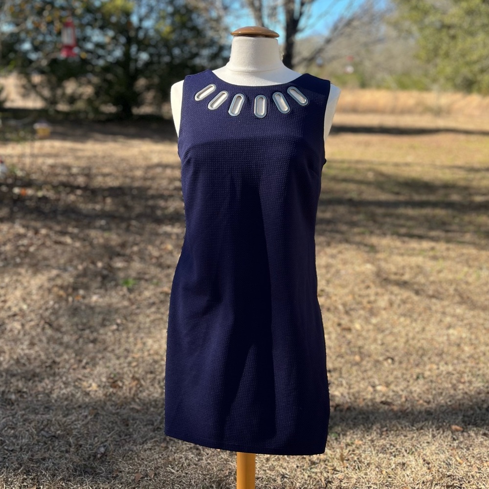 Haani Navy Sleeveless Cutout Metal Neckline Mini Dress Size Medium